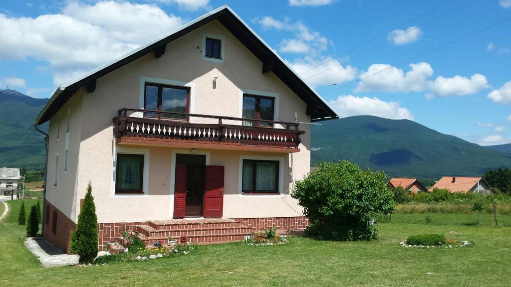 Jelena Hotel Korenica Exterior photo